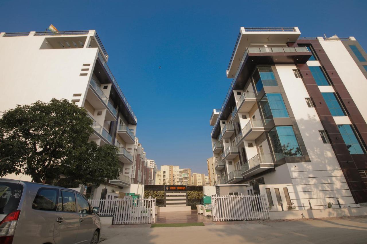 Twin Towers Bed and Breakfast Greater Noida Buitenkant foto