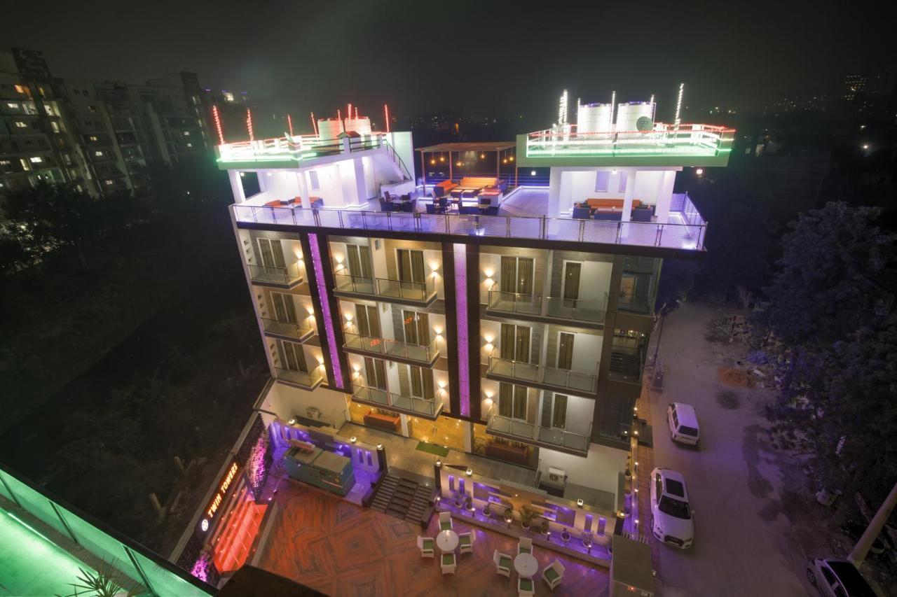 Twin Towers Bed and Breakfast Greater Noida Buitenkant foto