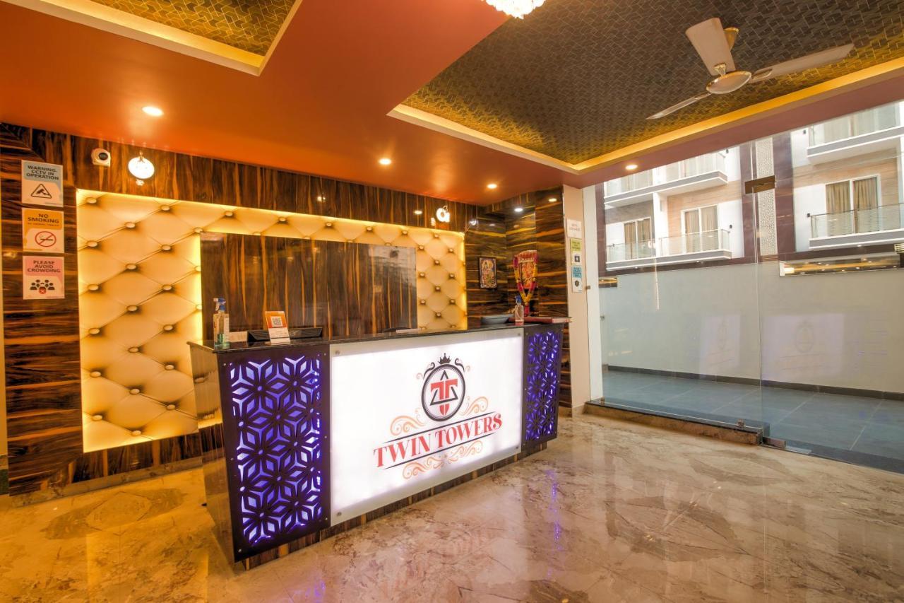 Twin Towers Bed and Breakfast Greater Noida Buitenkant foto