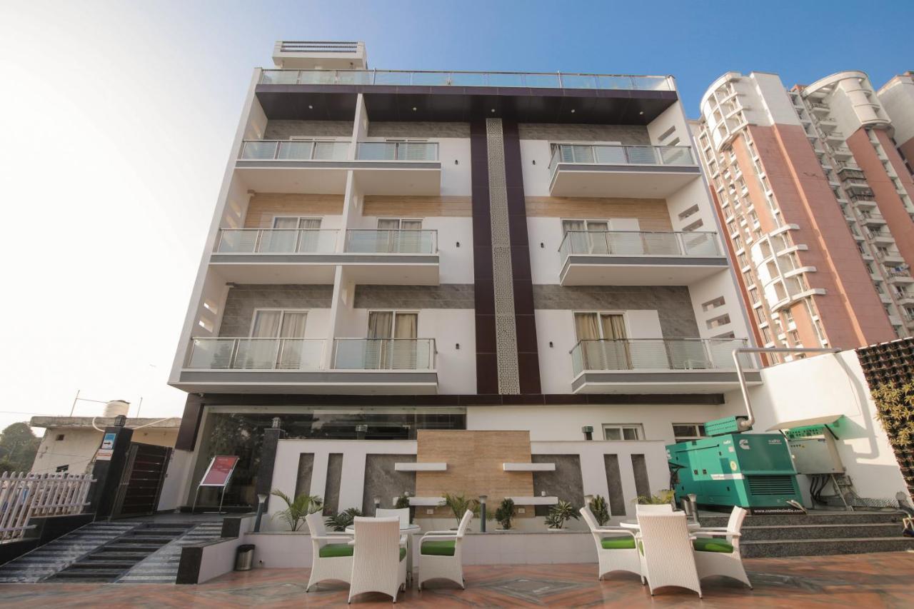 Twin Towers Bed and Breakfast Greater Noida Buitenkant foto