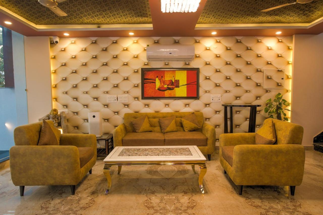 Twin Towers Bed and Breakfast Greater Noida Buitenkant foto