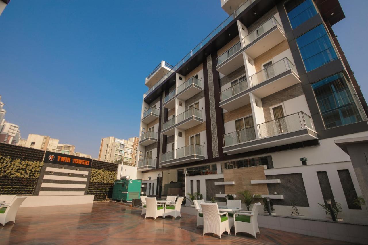 Twin Towers Bed and Breakfast Greater Noida Buitenkant foto