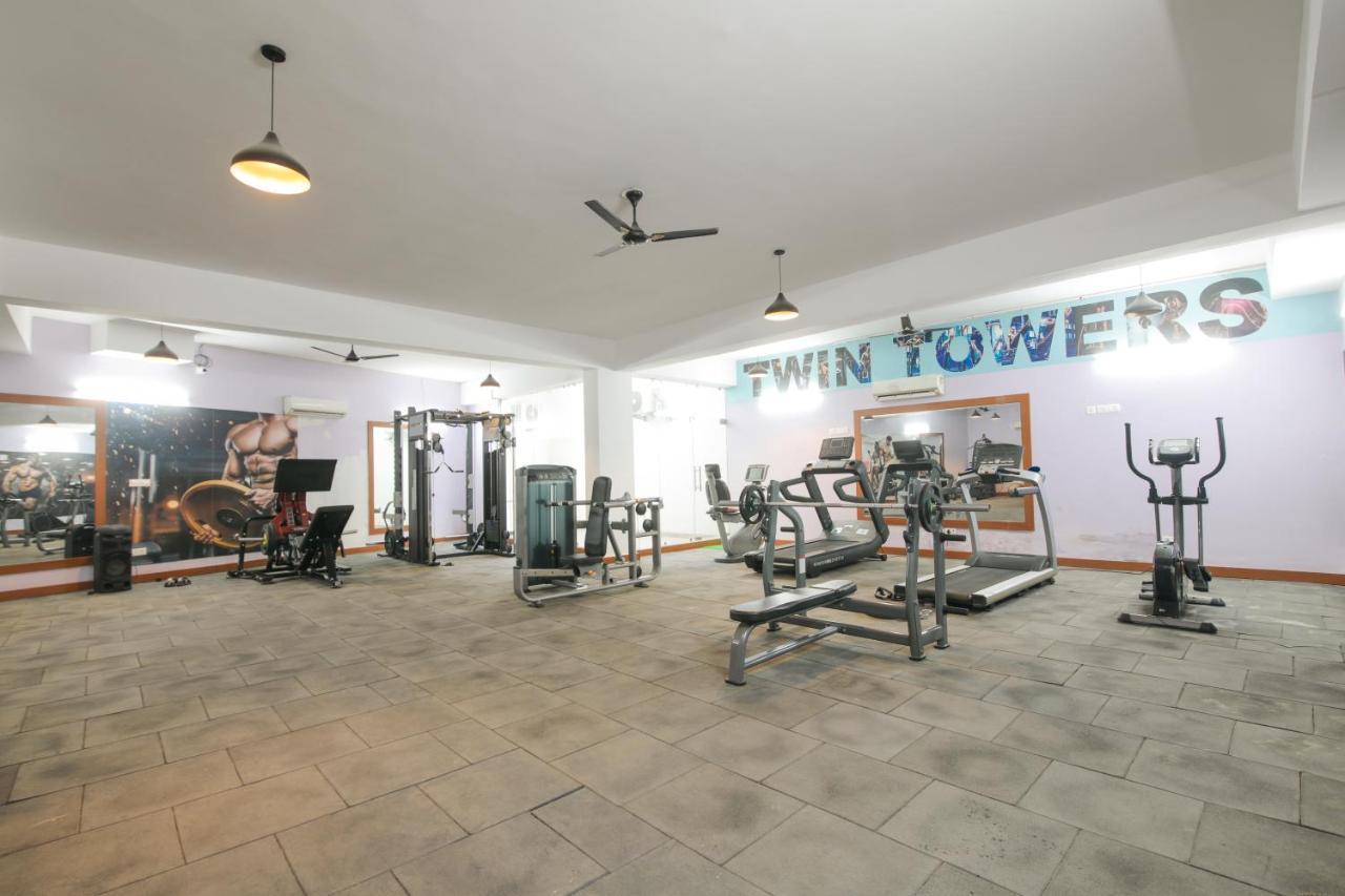 Twin Towers Bed and Breakfast Greater Noida Buitenkant foto